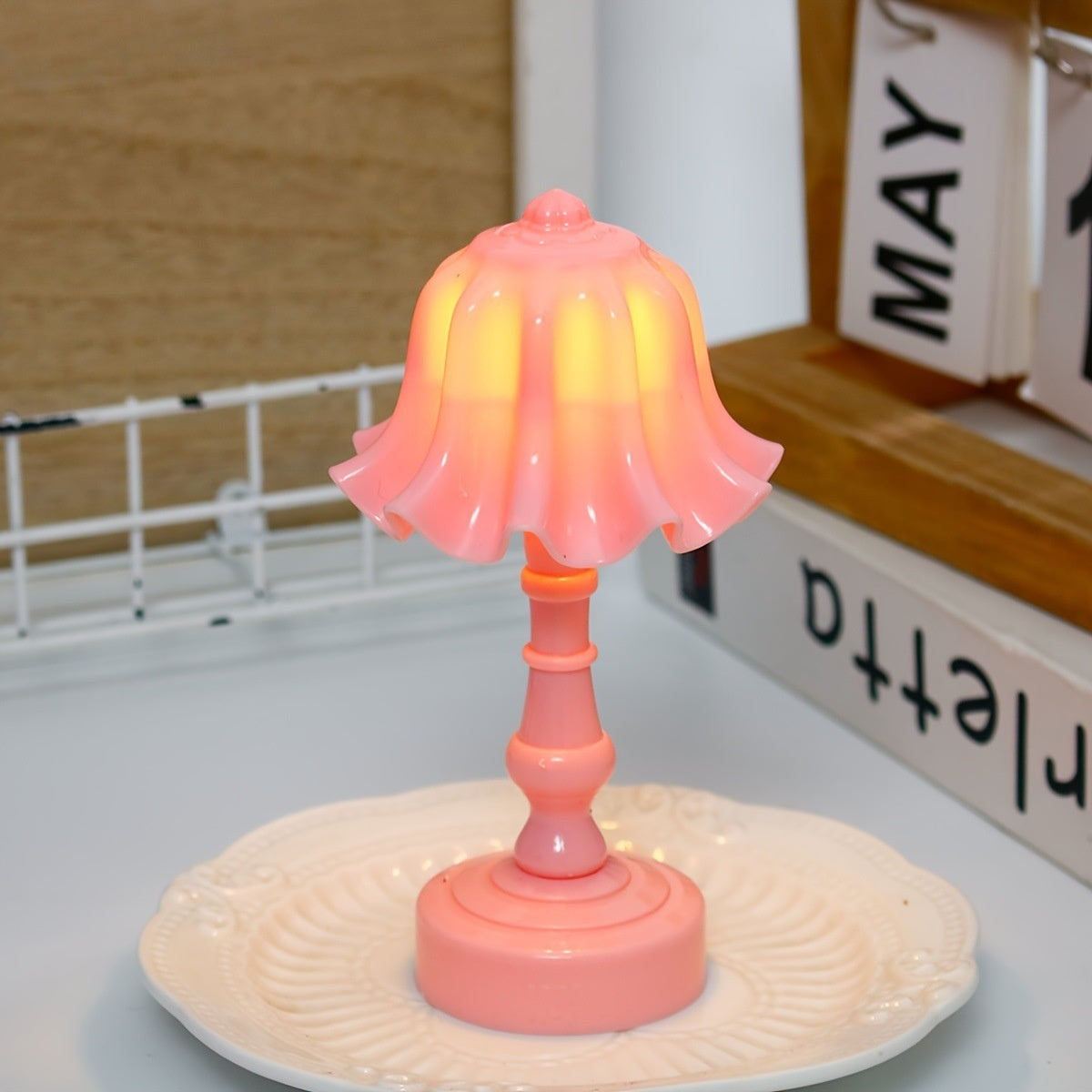 decorative cute table lamp