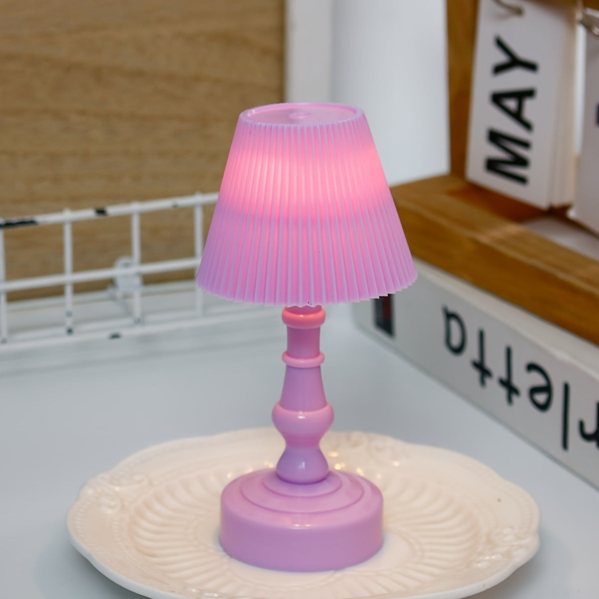 decorative cute table lamp