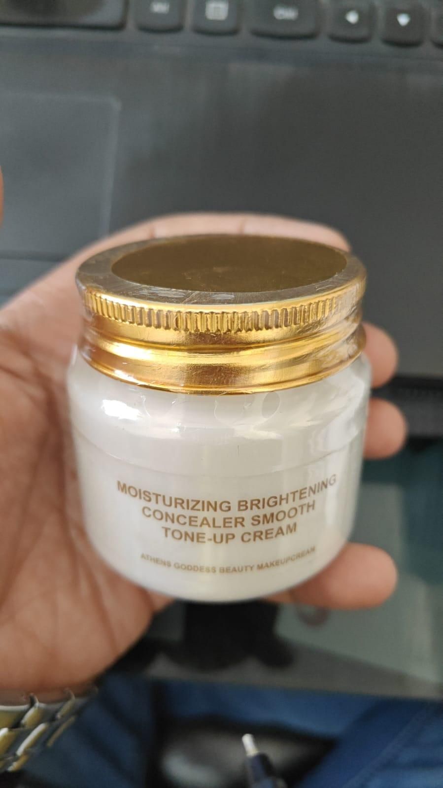 moisturizing brightening concealer smooth tone up cream