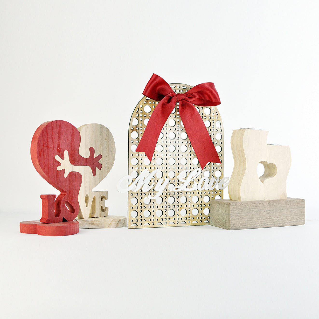 heart-shaped wooden decoration valentine's day gift